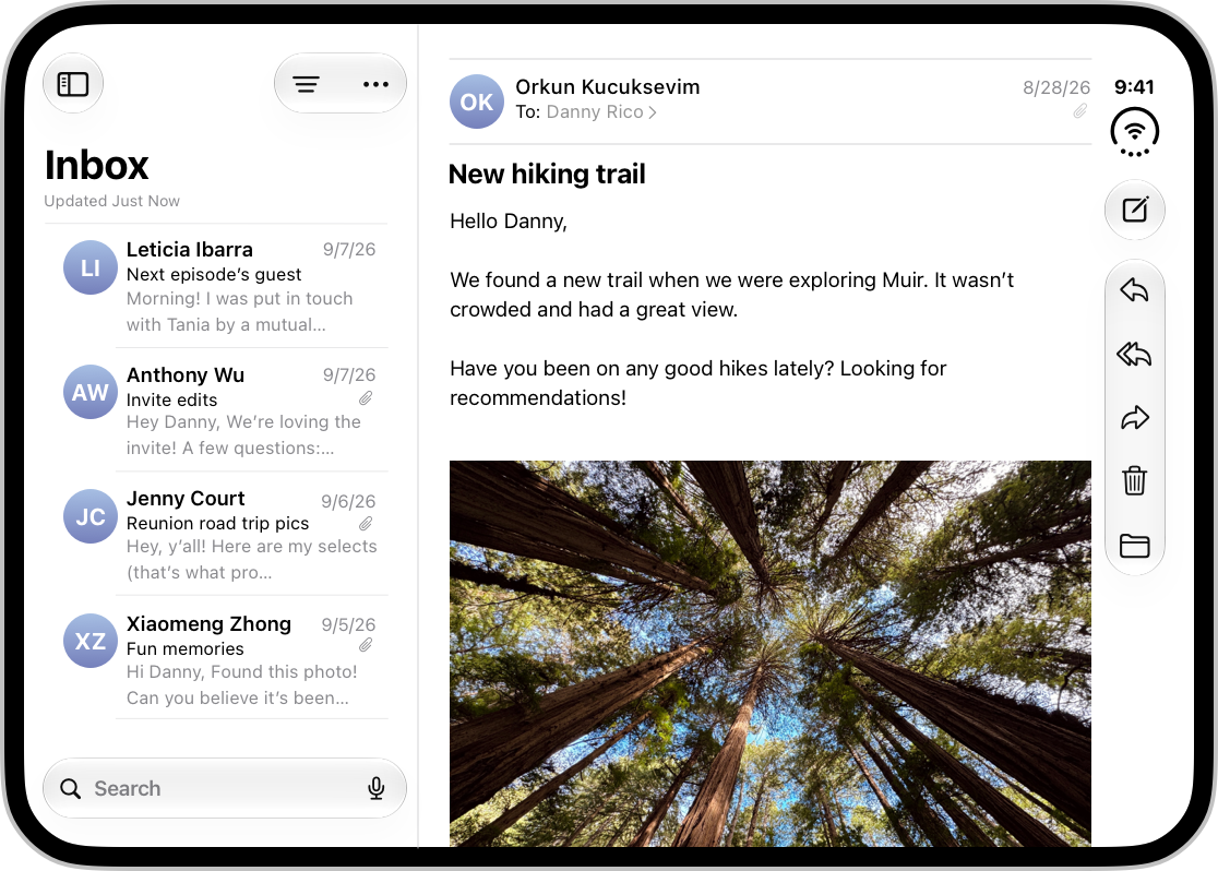Screenshot of Mail on the inner display of iPhone Duo, with the device open: the list of emails on the left, the contents of an email on the right.