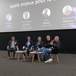 Table ronde lors des 24h de l'Innovation sur les enjeux technologiques de la Corse.