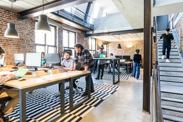 gb_startup_studio_v2_who_alt